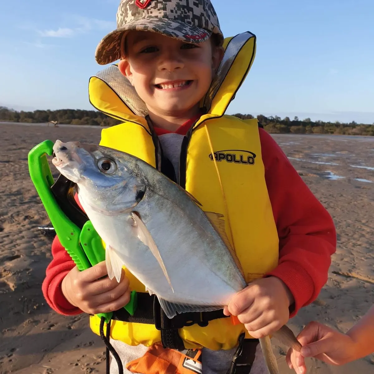 The most recent White trevally catches on Fishbrain