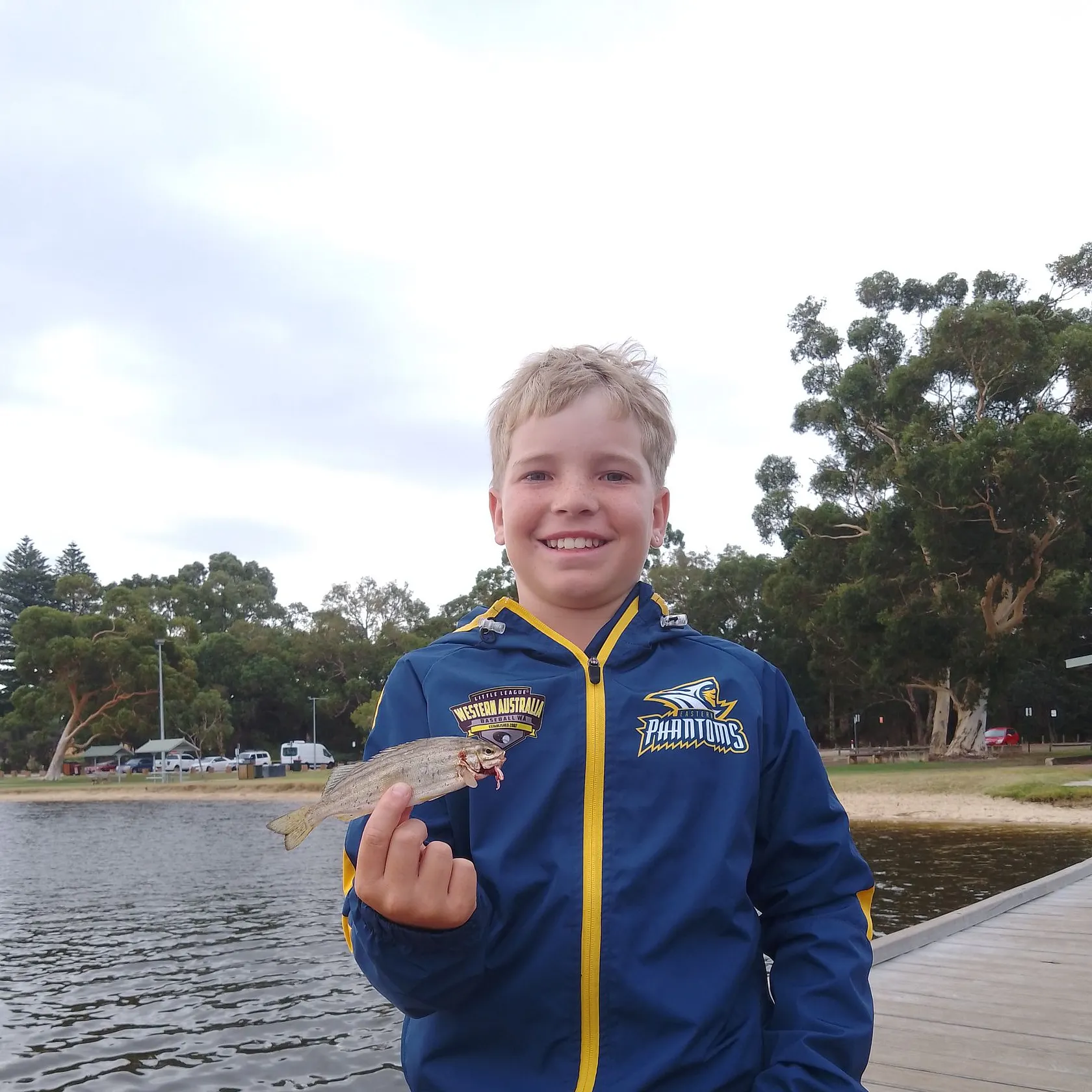 The most recent Eastern striped grunter catches on Fishbrain