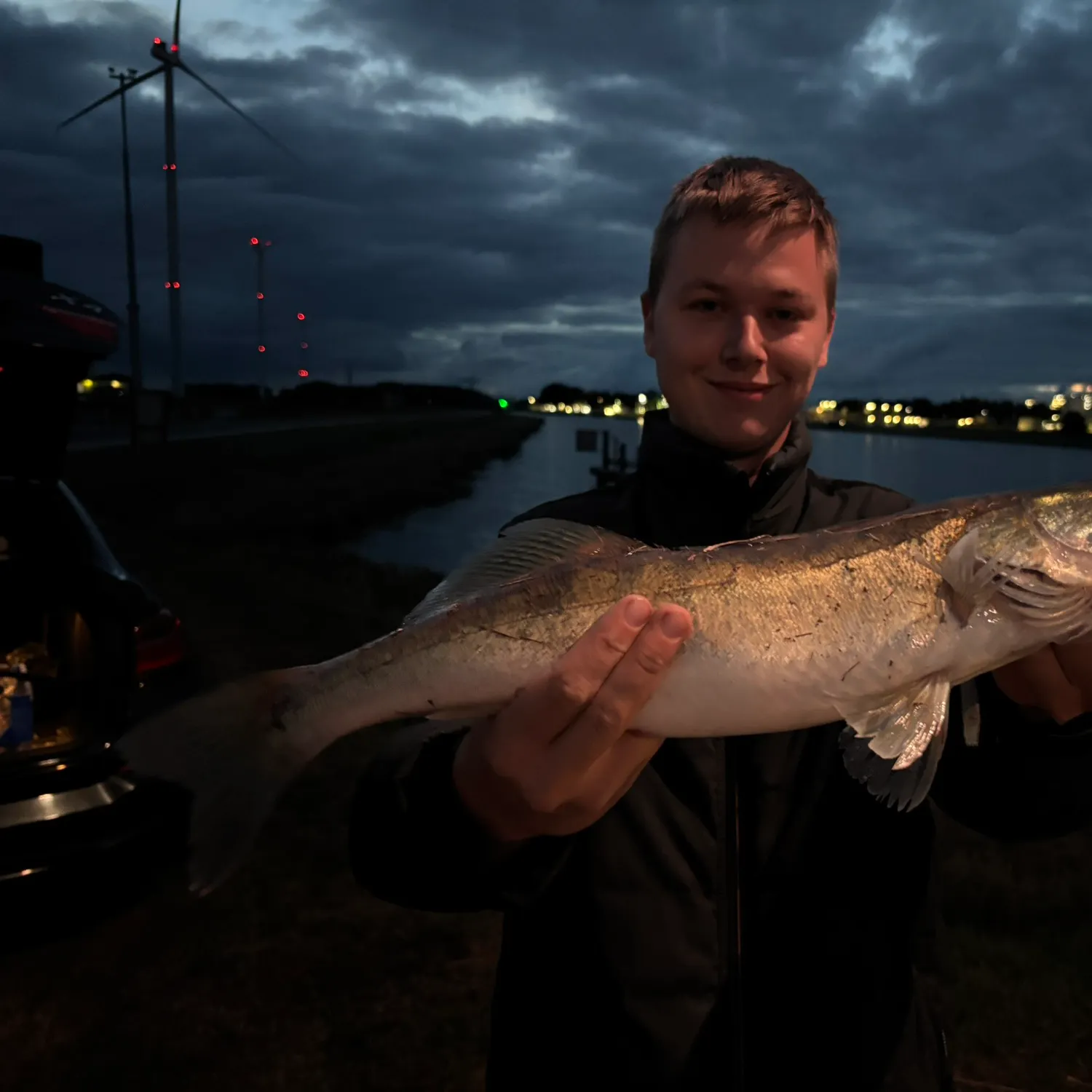 The most recent Zander catches on Fishbrain