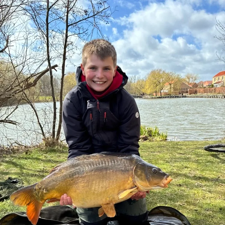 The most recent Leather carp catches on Fishbrain