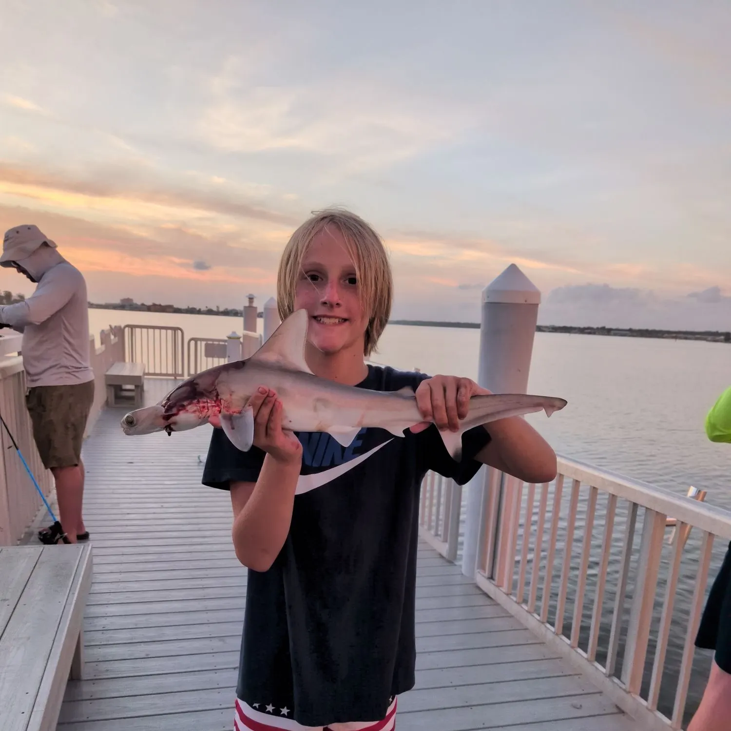The most recent Smooth hammerhead shark catches on Fishbrain