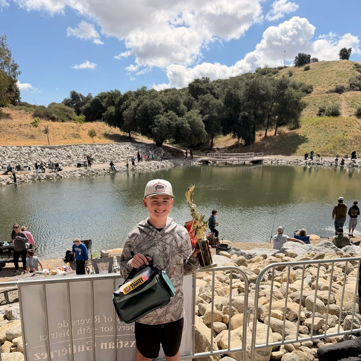 The most recent Golden rainbow trout catches on Fishbrain