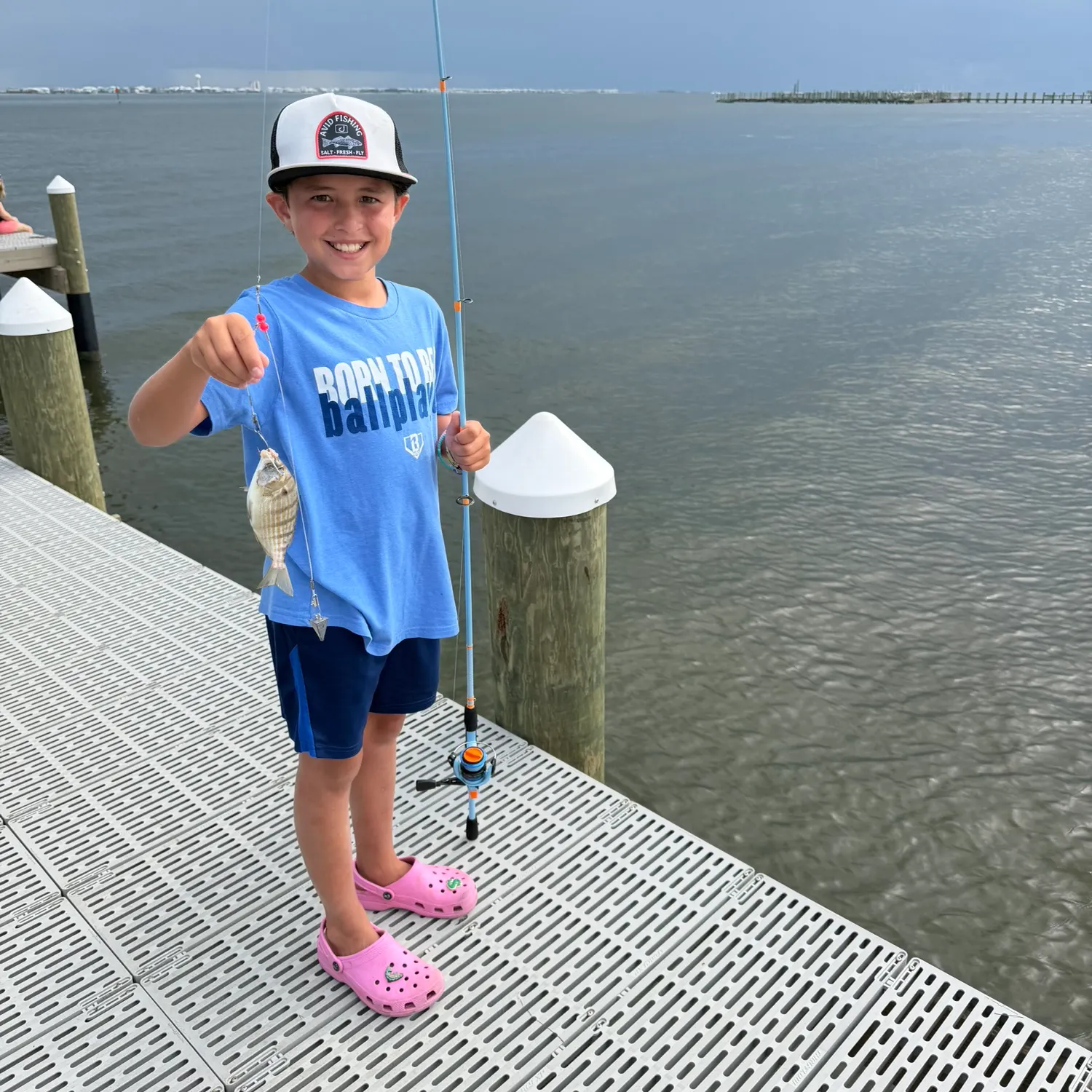 The most recent Redtail surfperch catches on Fishbrain