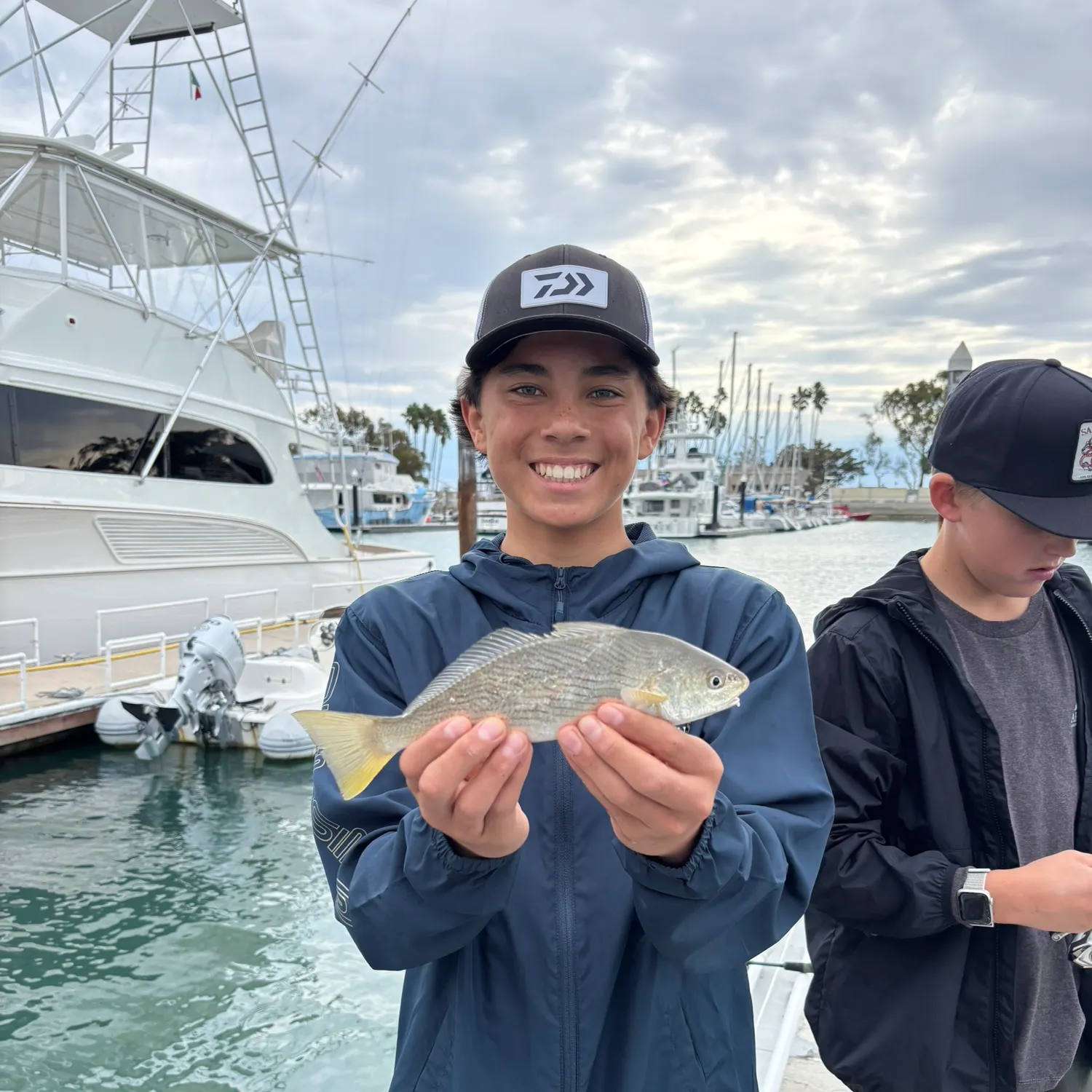 The most recent Yellowfin croaker catches on Fishbrain