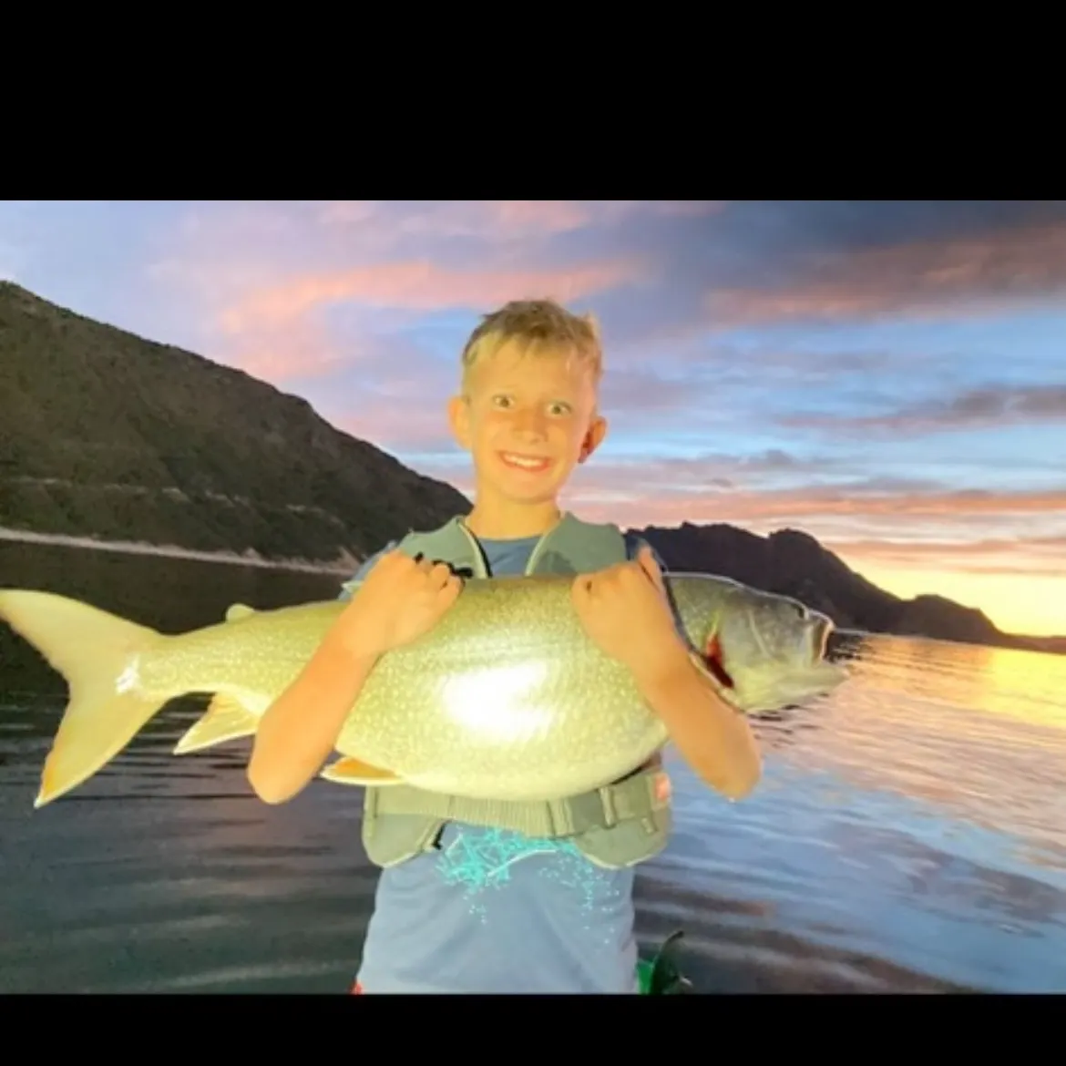 The most recent Lake char catches on Fishbrain