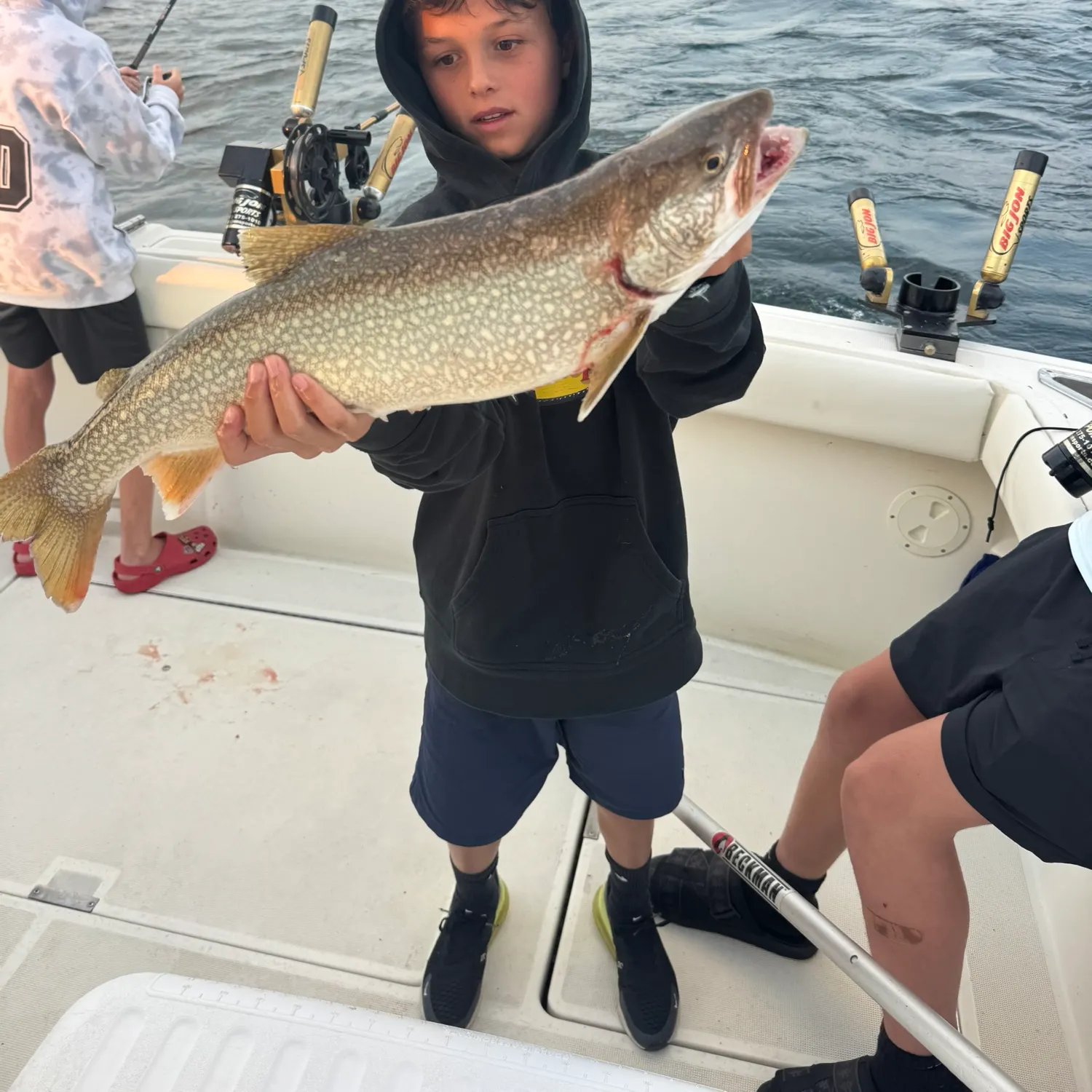 The most recent Lake char catches on Fishbrain