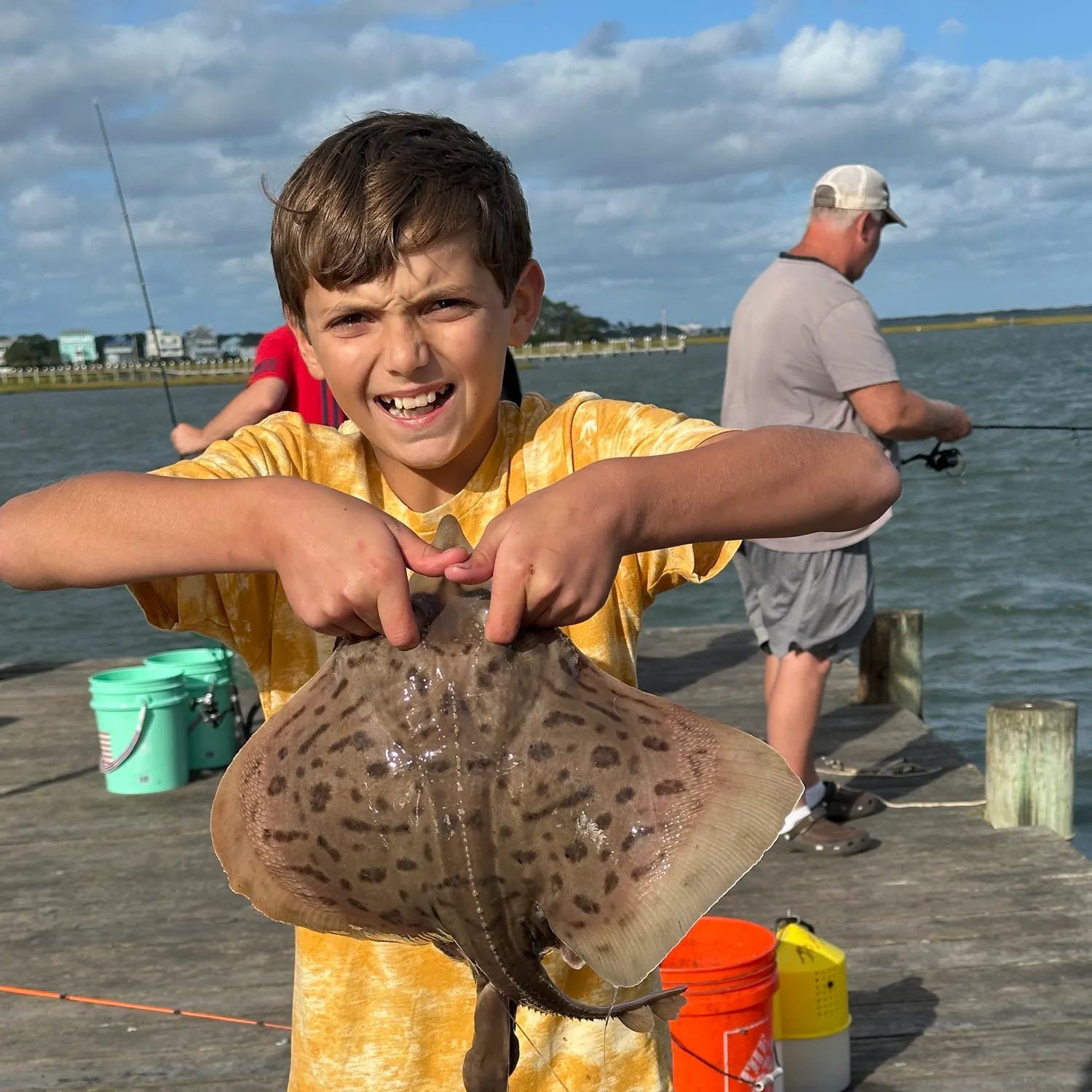 The most recent Clearnose skate catches on Fishbrain