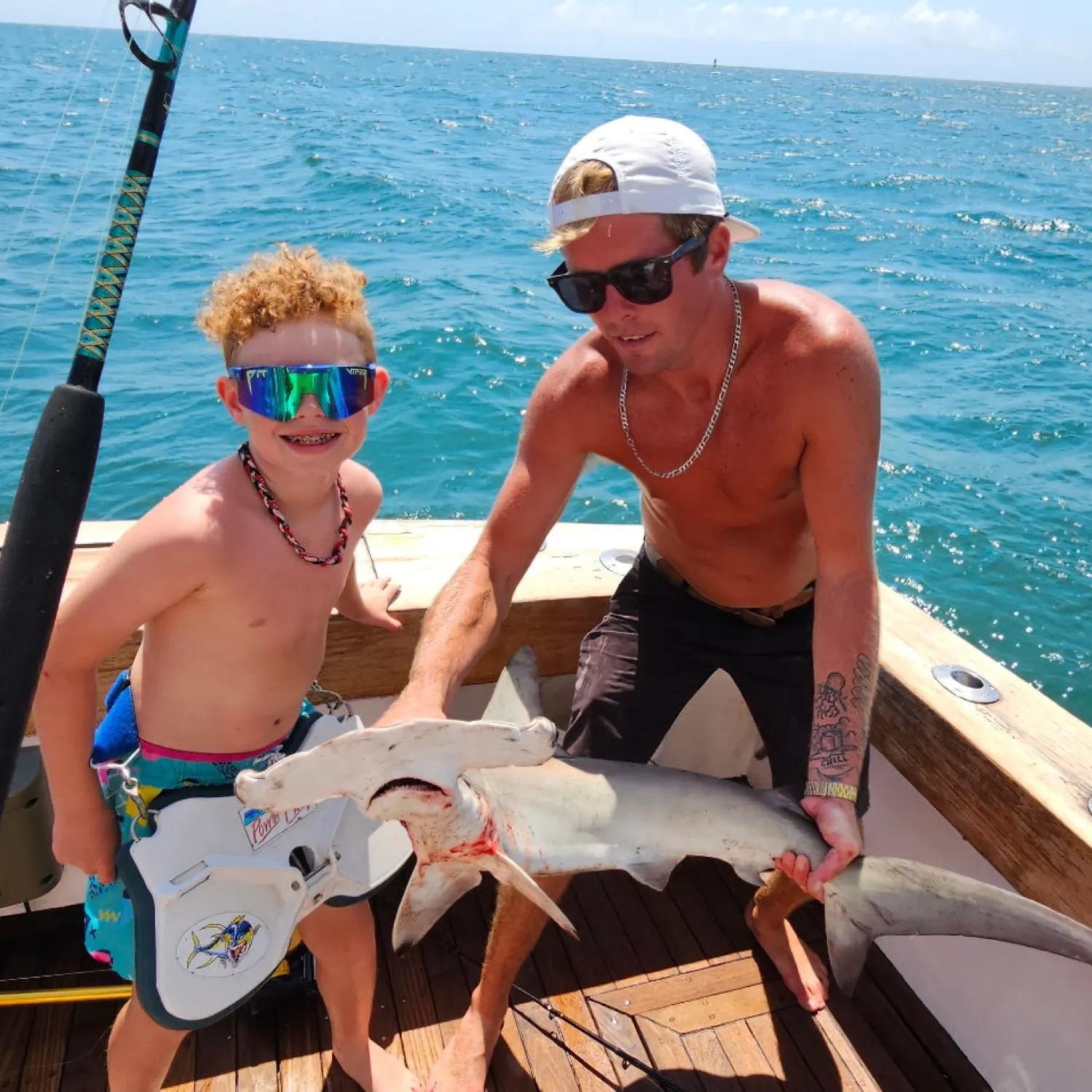 The most recent Smooth hammerhead shark catches on Fishbrain