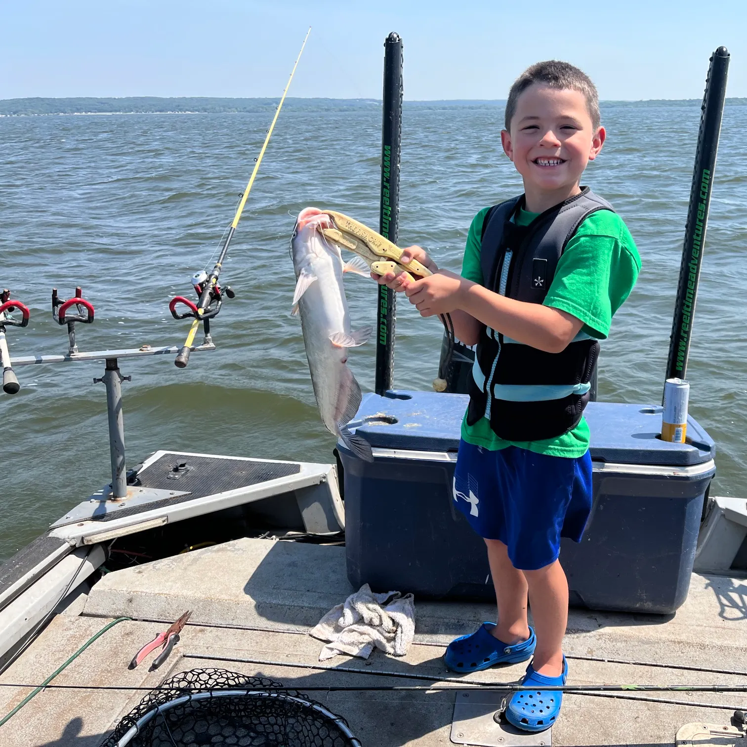 The most recent South American silver croaker catches on Fishbrain