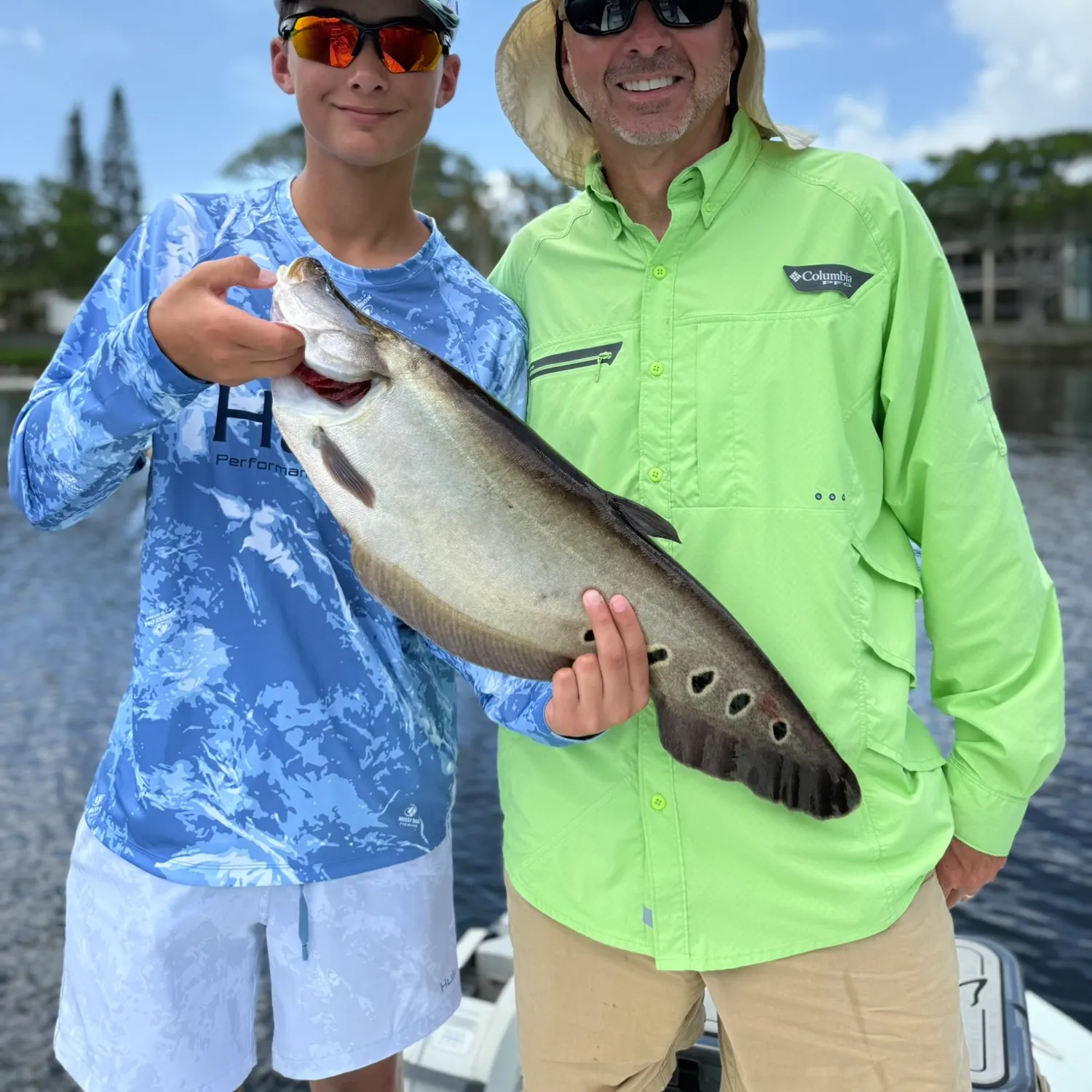 The most recent Clown knifefish catches on Fishbrain