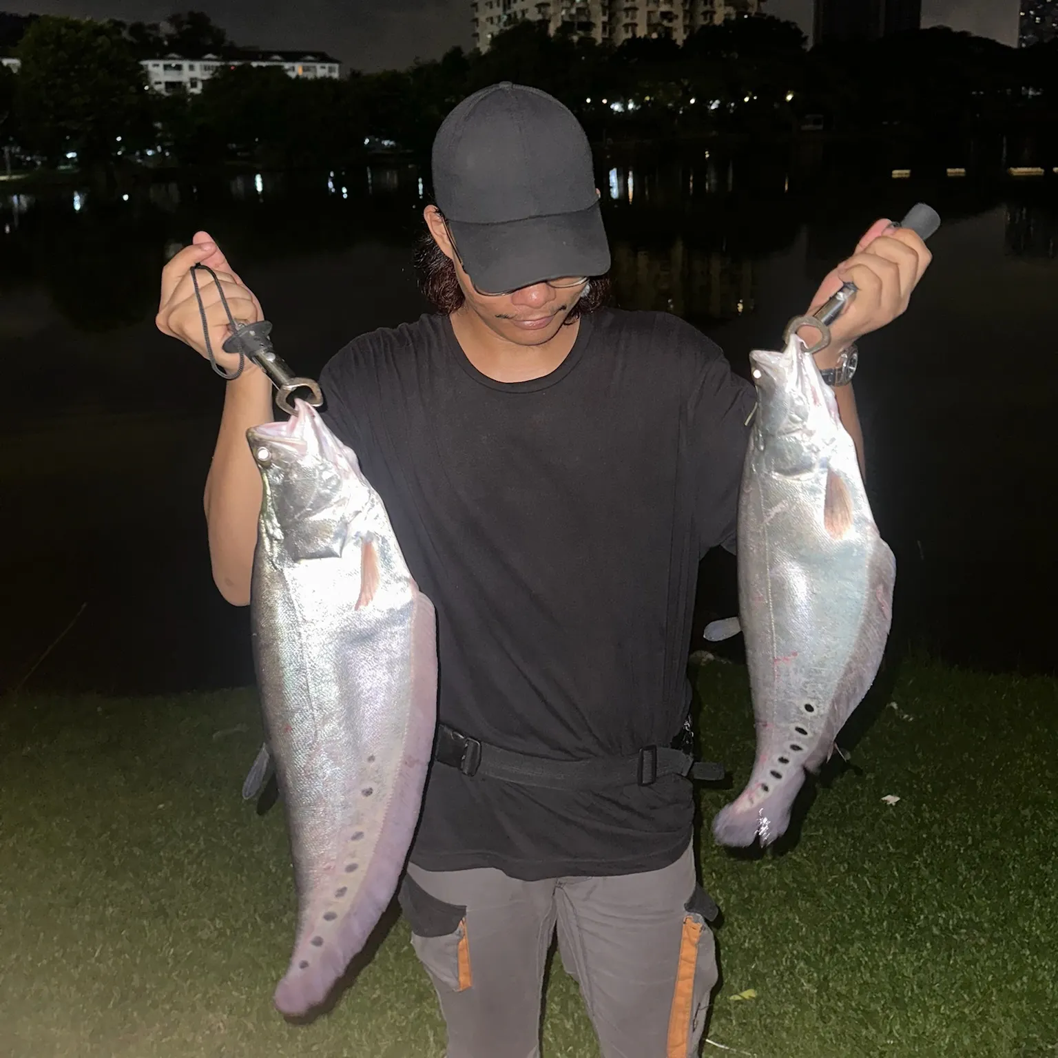 The most recent Clown knifefish catches on Fishbrain