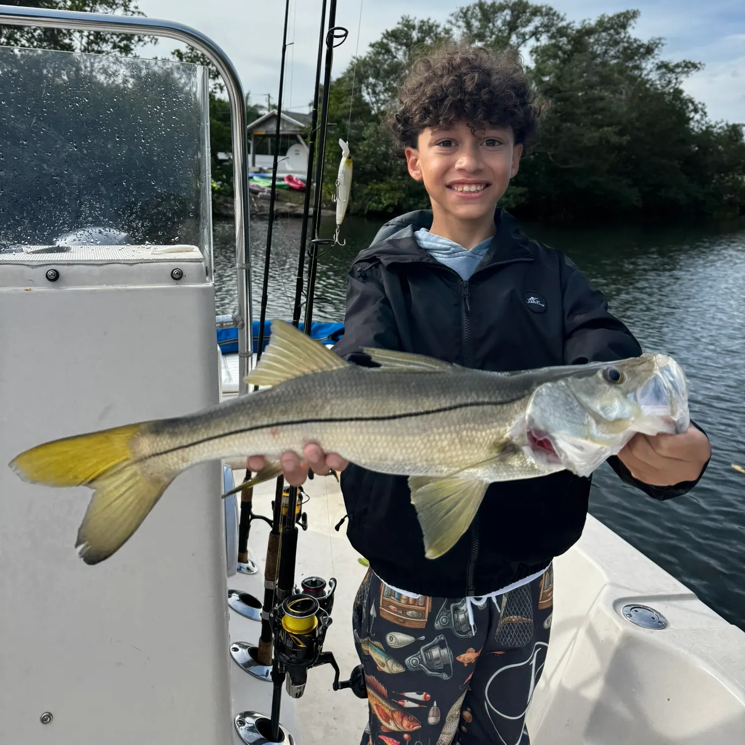 The most recent Fat snook catches on Fishbrain