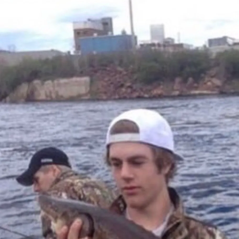The most recent Lake sturgeon catches on Fishbrain