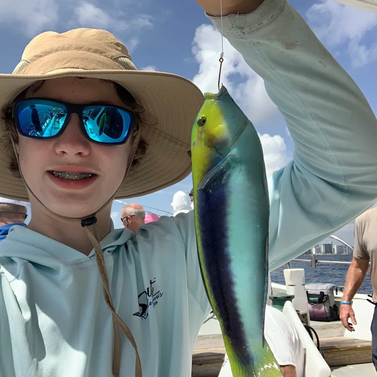 The most recent Yellowcheek wrasse catches on Fishbrain