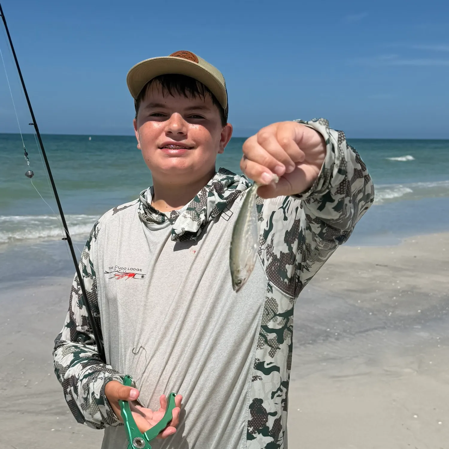 The most recent Leatherjack catches on Fishbrain