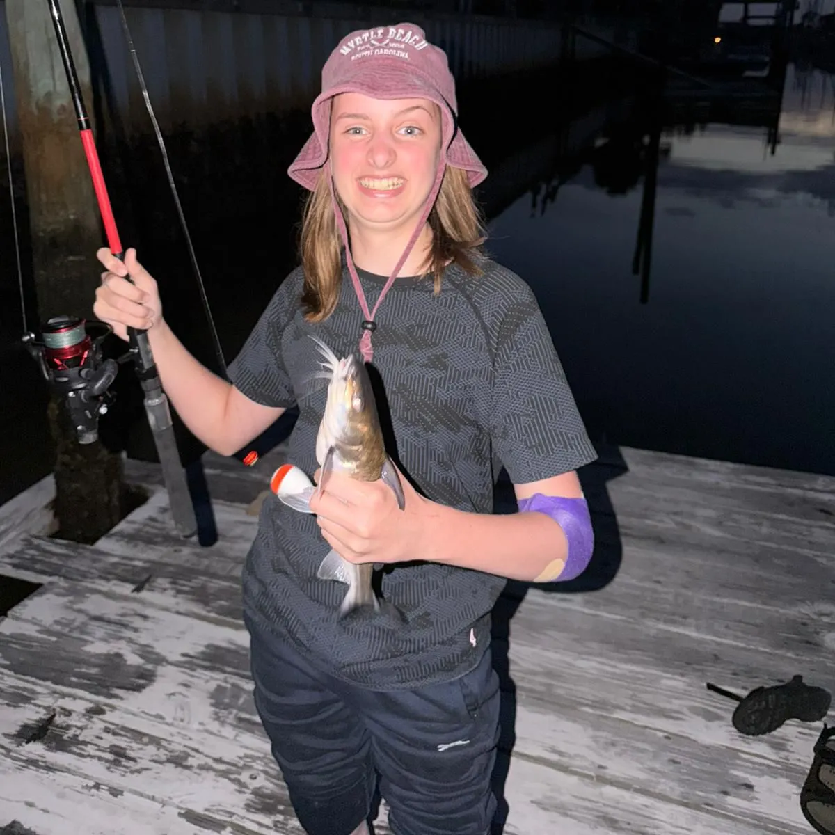 The most recent Giant sea catfish catches on Fishbrain