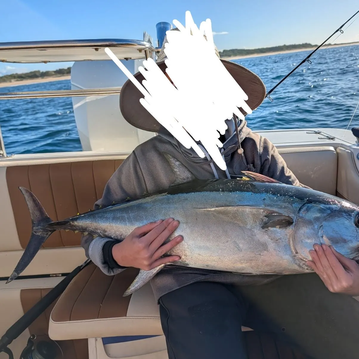 The most recent Longtail tuna catches on Fishbrain