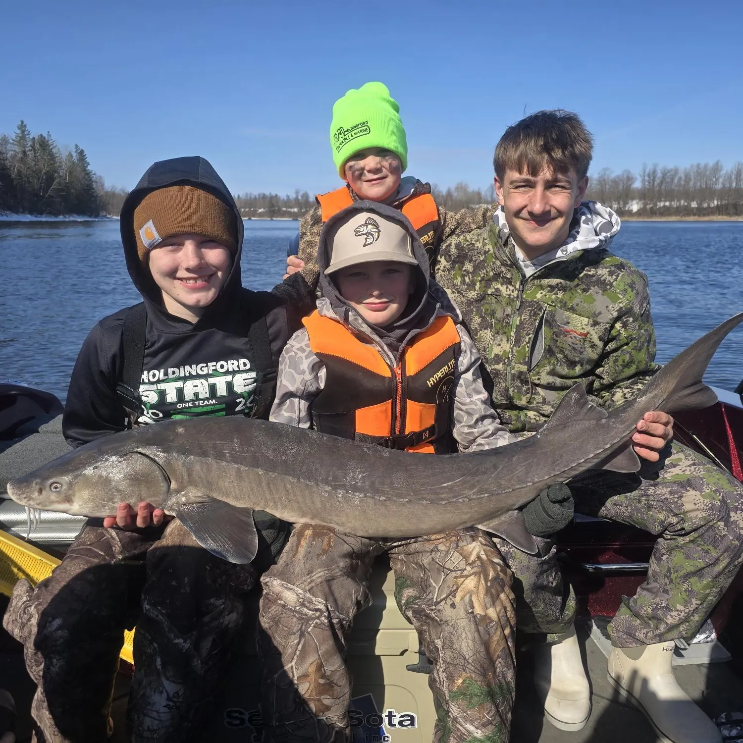 The most recent Lake sturgeon catches on Fishbrain