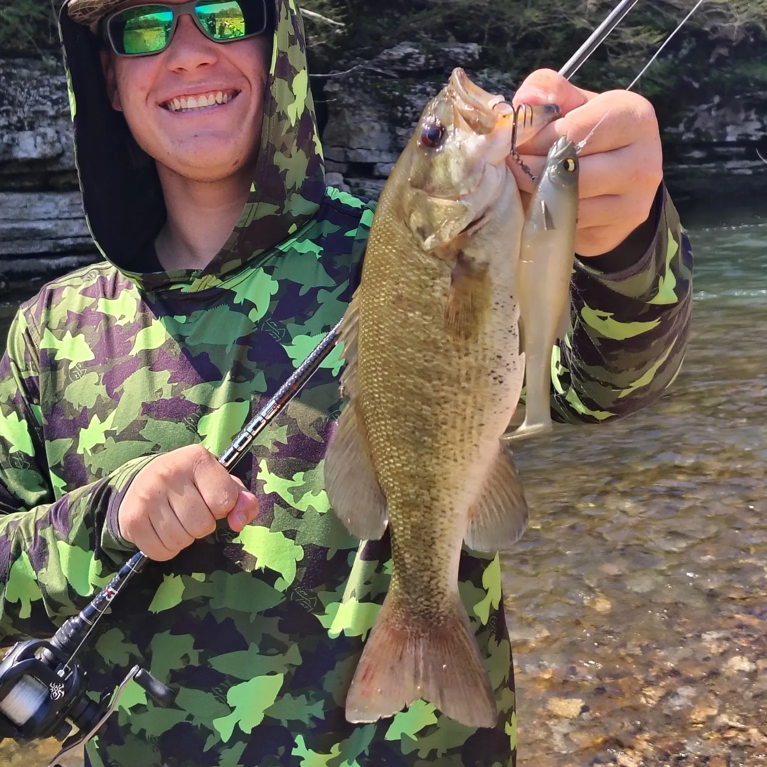 The most recent Meanmouth bass catches on Fishbrain