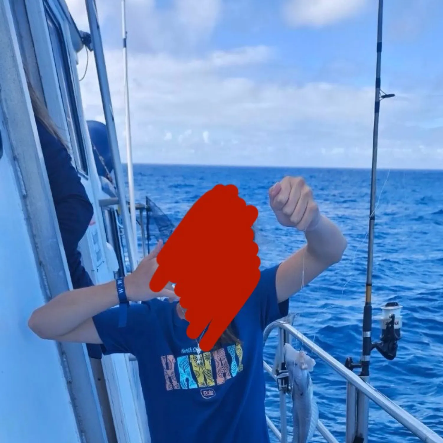 The most recent Yellowstripe goatfish catches on Fishbrain