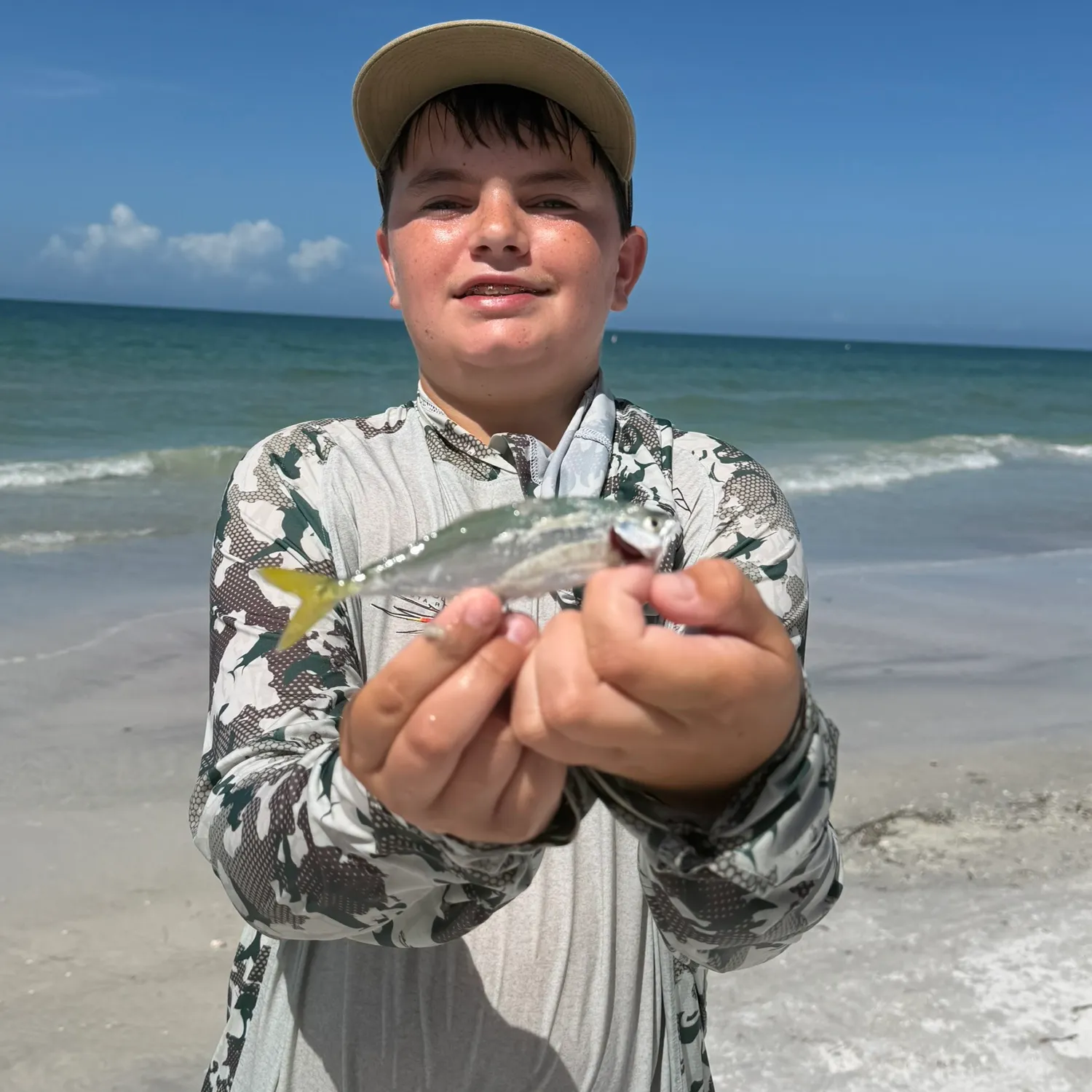 The most recent Leatherjack catches on Fishbrain