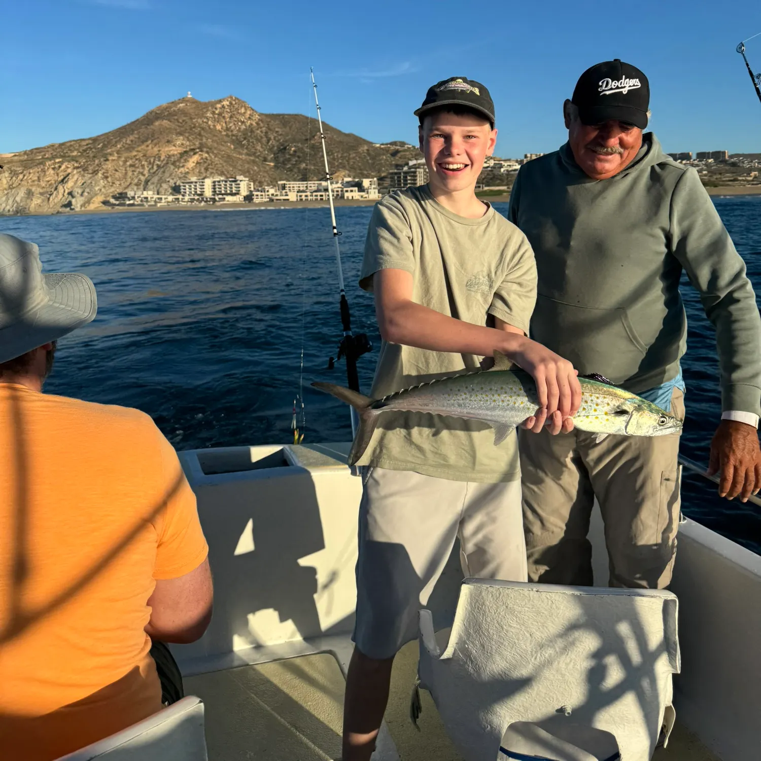 The most recent Pacific sierra catches on Fishbrain