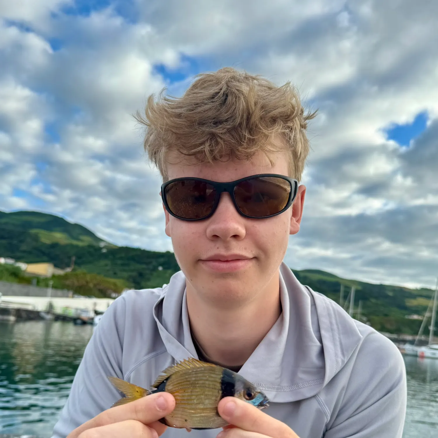 The most recent Common two-banded seabream catches on Fishbrain