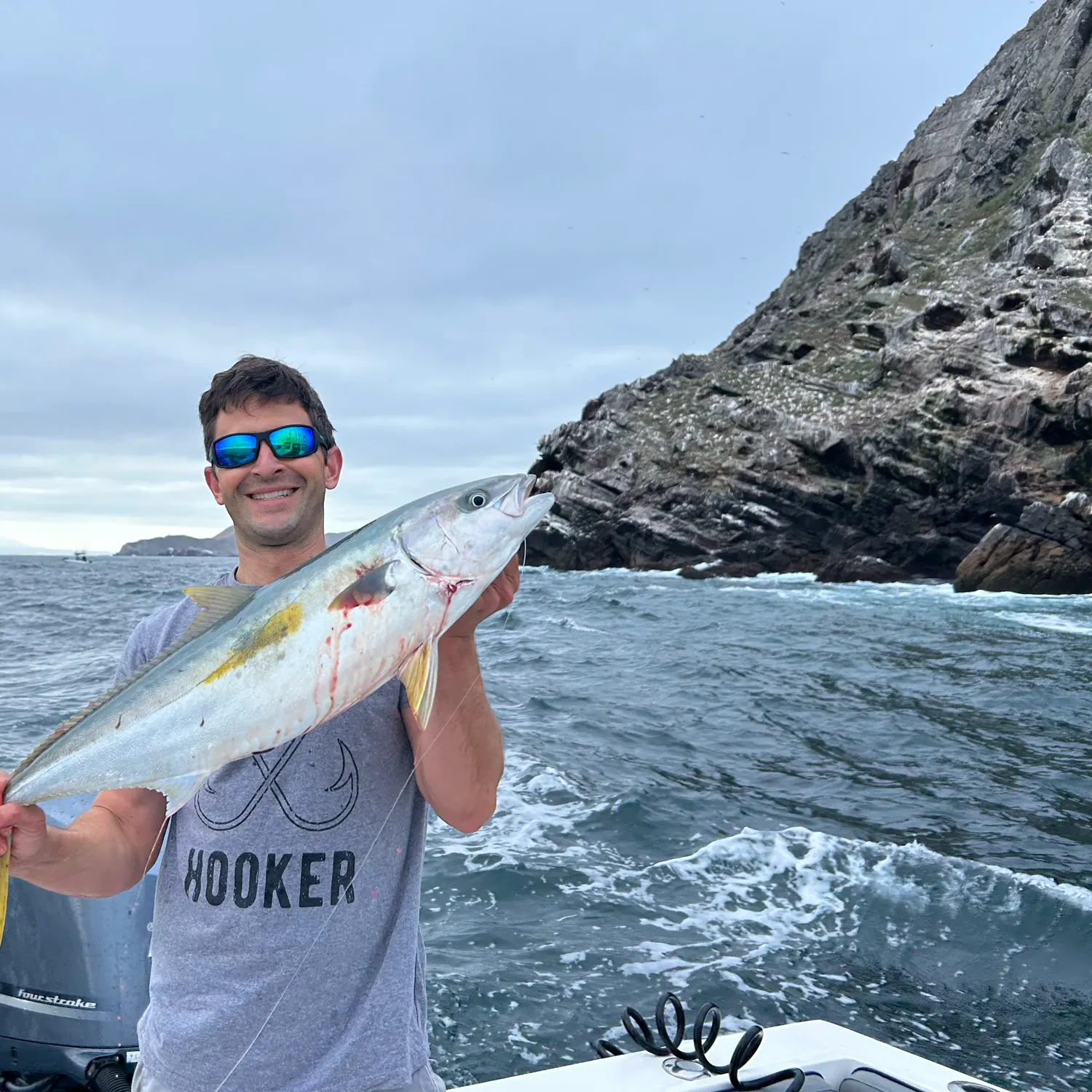 The most recent California yellowtail amberjack catches on Fishbrain
