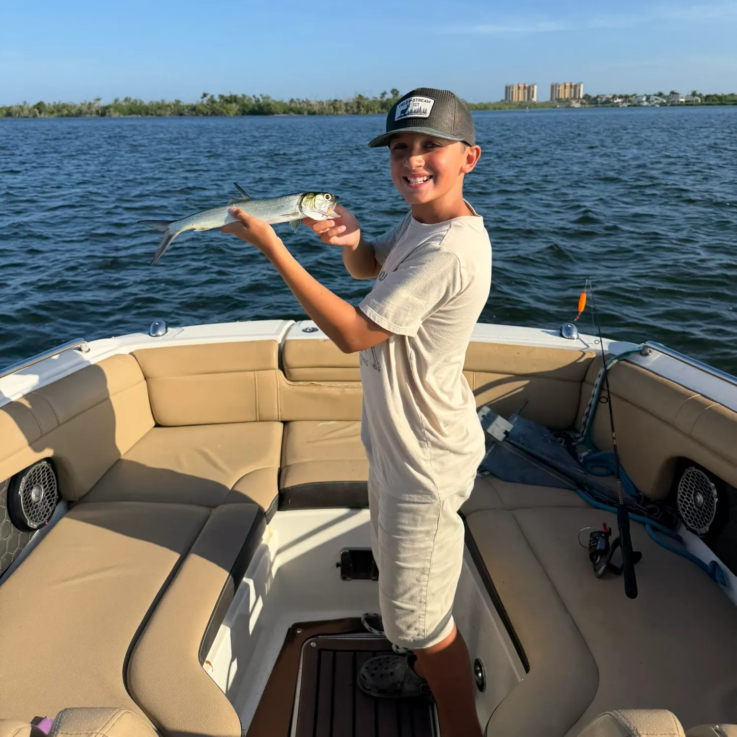 The most recent Ladyfish catches on Fishbrain