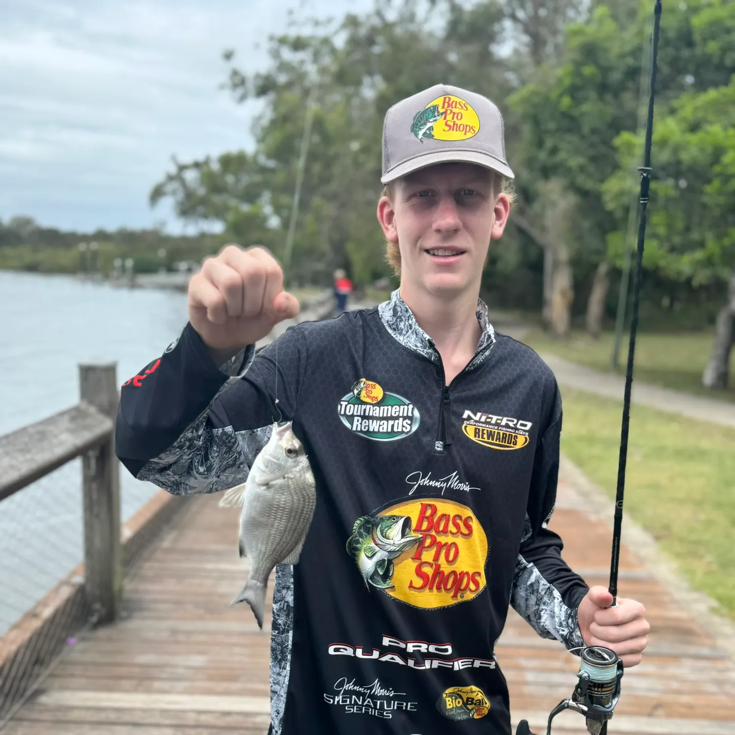 The most recent Surf bream catches on Fishbrain