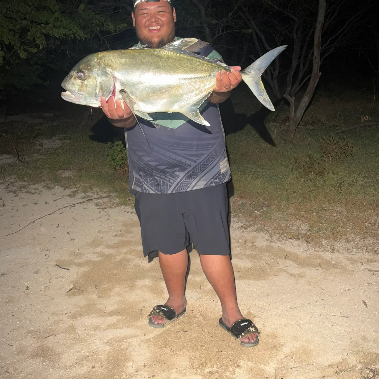 The most recent Giant trevally catches on Fishbrain