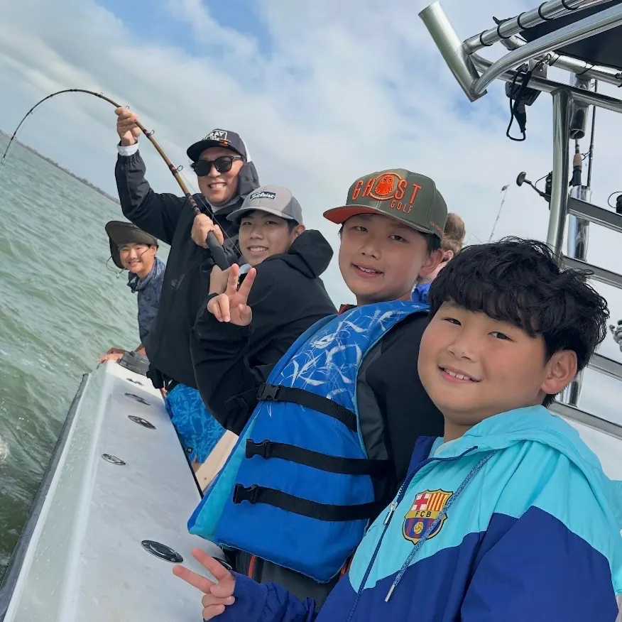 The most recent Great hammerhead shark catches on Fishbrain