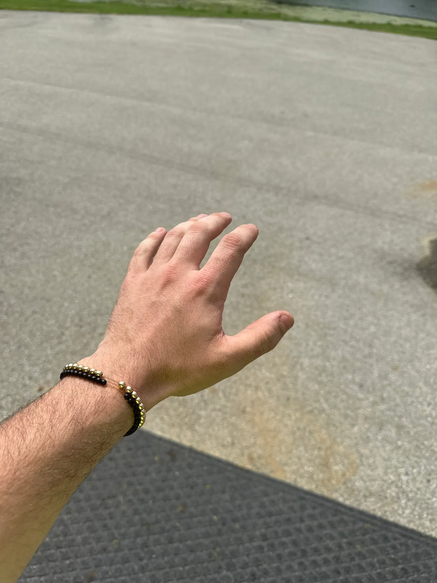 Deez Hands