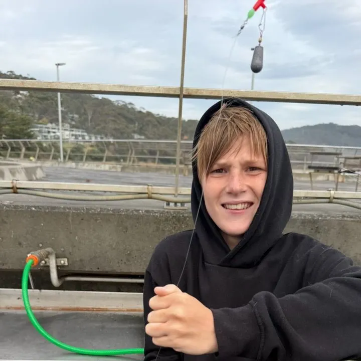 The most recent Blue-throated wrasse catches on Fishbrain