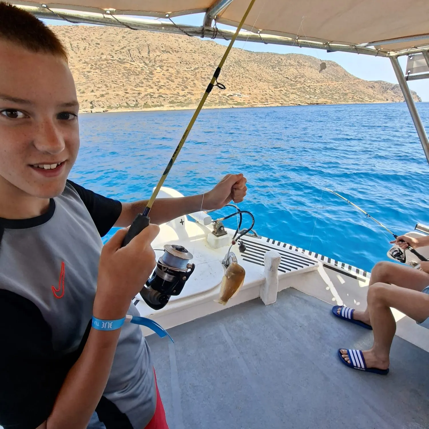The most recent Pearly razorfish catches on Fishbrain