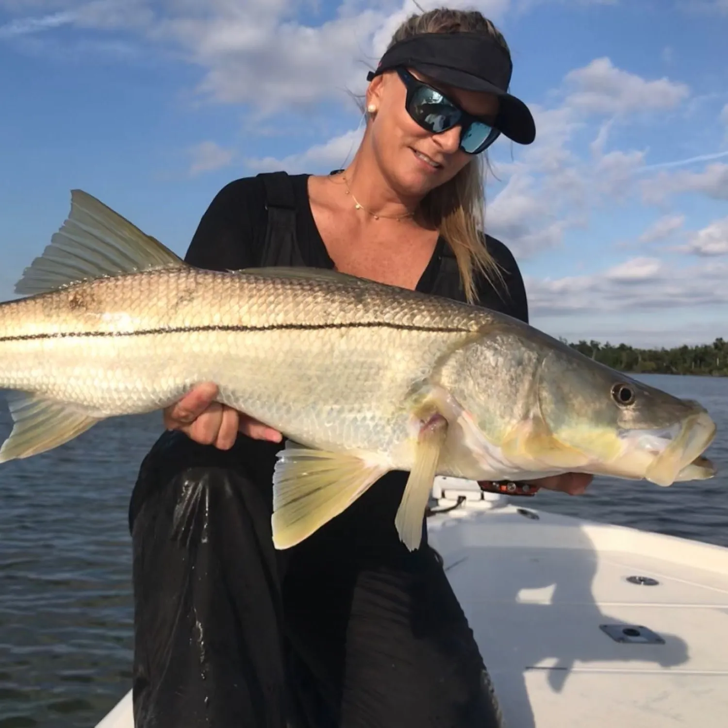 The most popular recent Common snook catch on Fishbrain