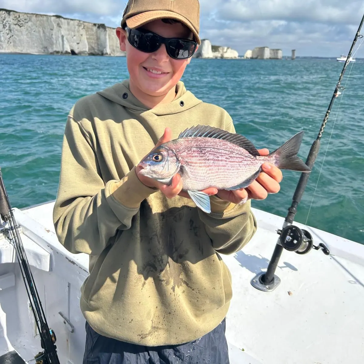 The most recent Black seabream catches on Fishbrain