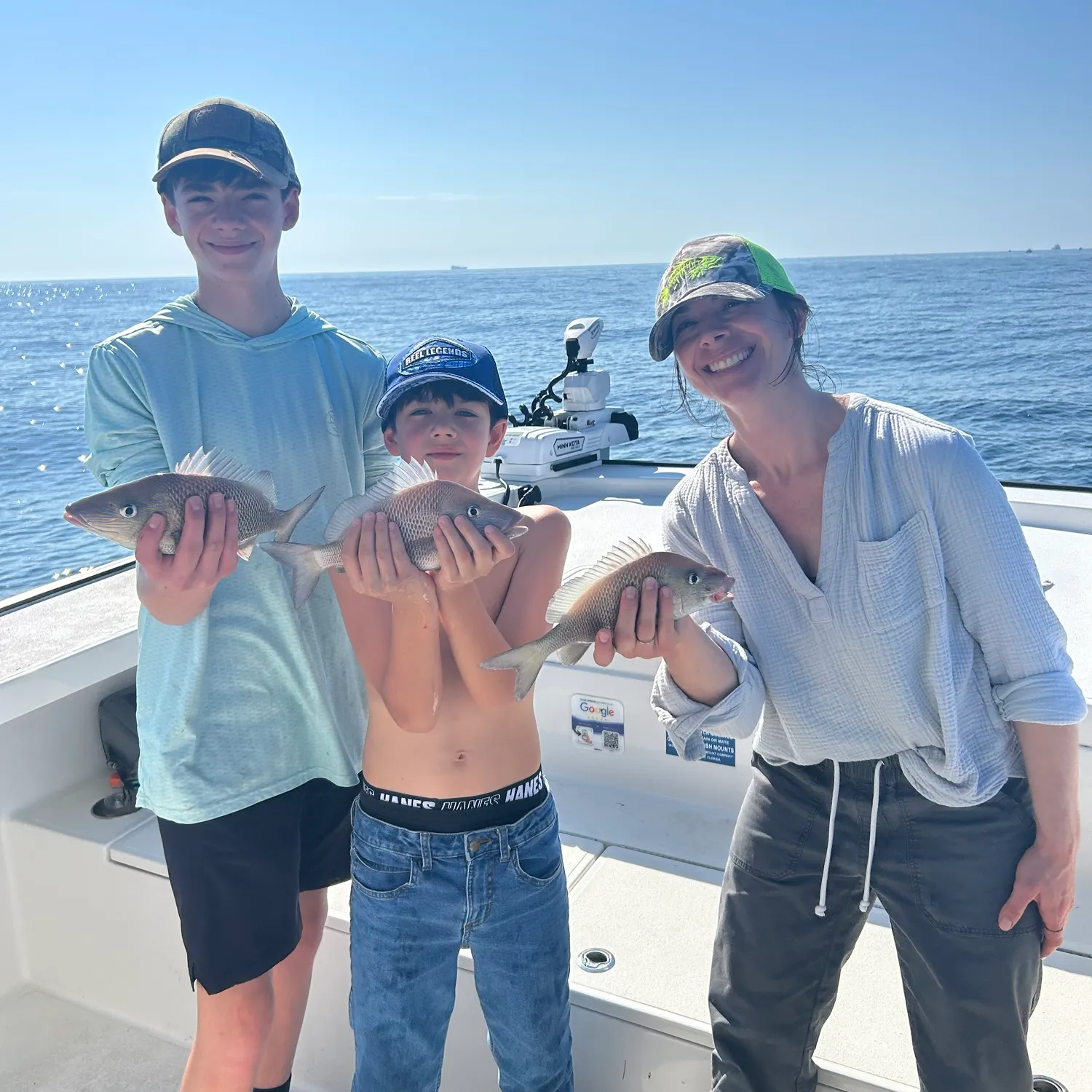 The most recent White grunt catches on Fishbrain