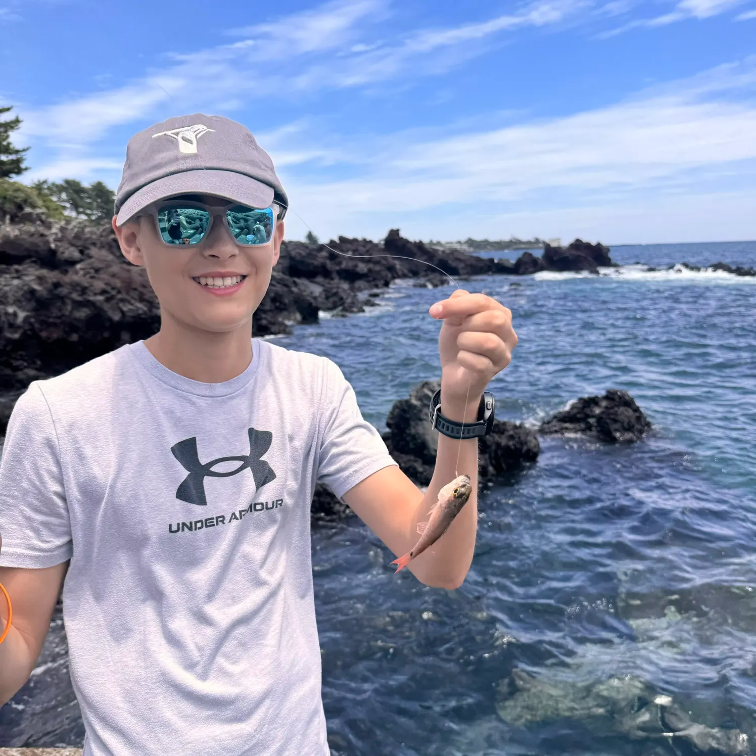 The most recent Threespot damselfish catches on Fishbrain