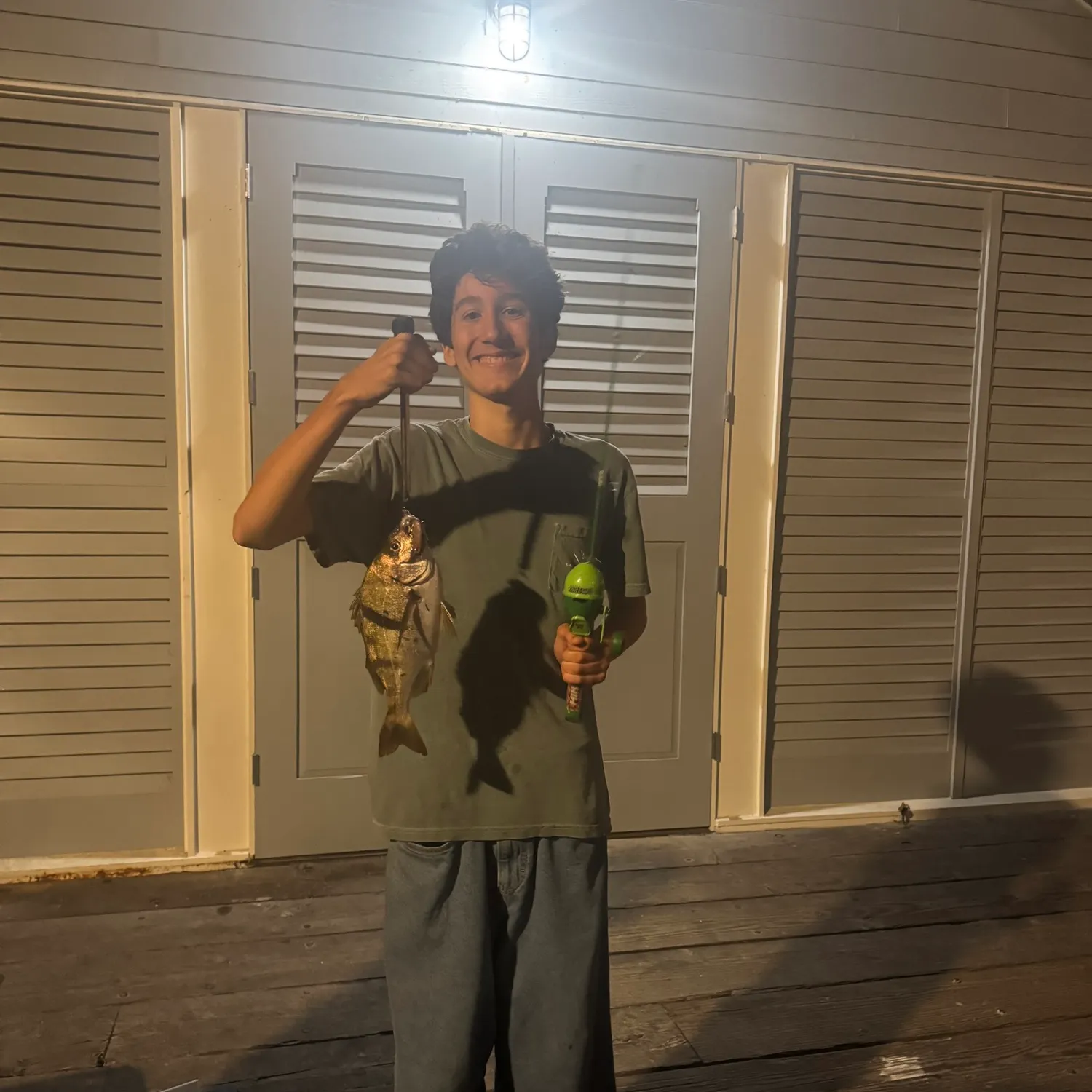 The most recent Redtail surfperch catches on Fishbrain