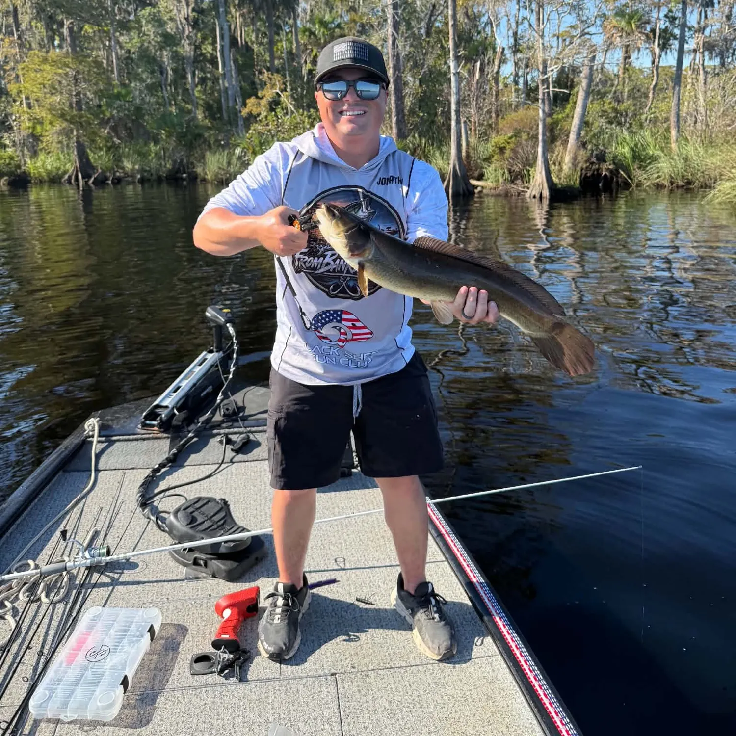 Ruddy bowfin caught on Fishbrain