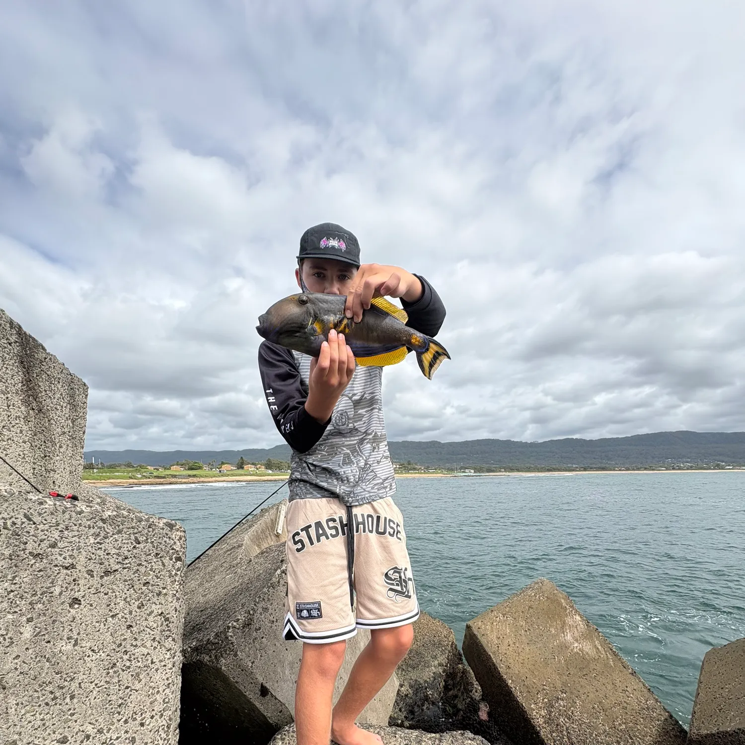 The most recent Black reef leatherjacket catches on Fishbrain