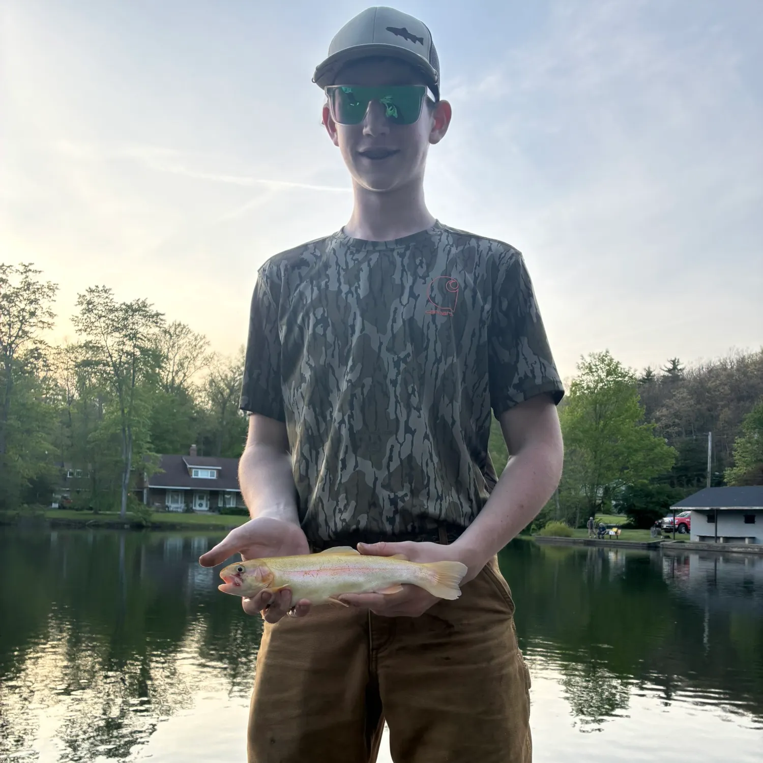 The most recent Golden rainbow trout catches on Fishbrain