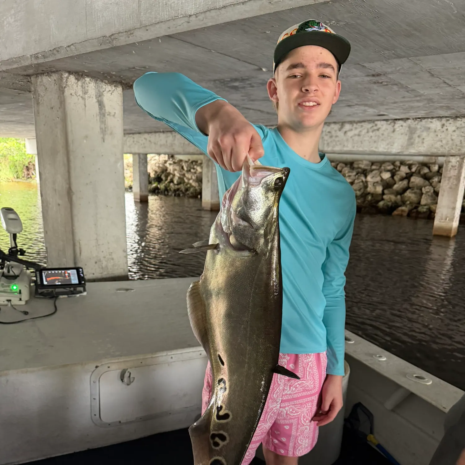 The most recent Clown knifefish catches on Fishbrain